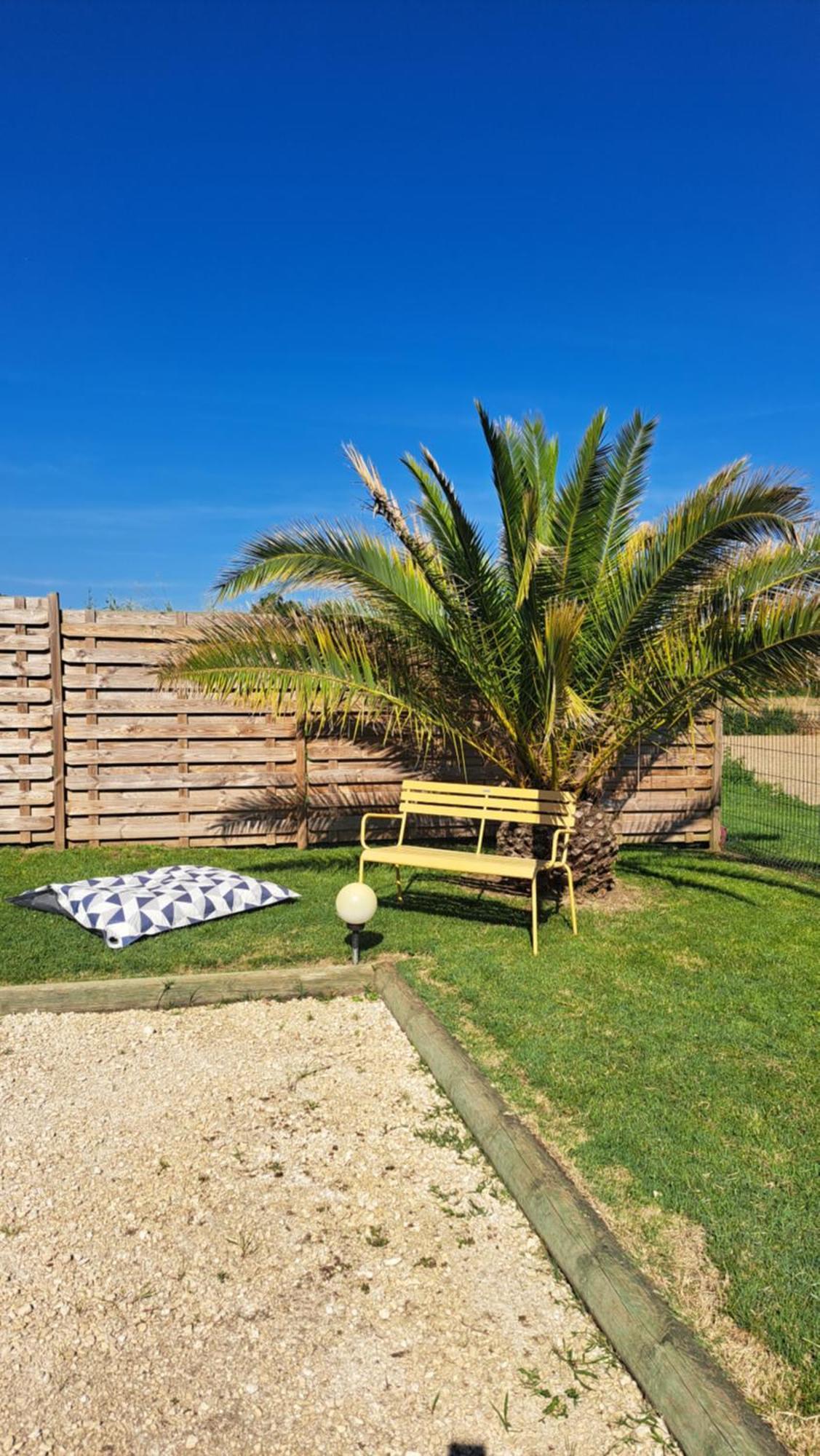 Le Domaine Vesque Villa Saint-Pierre-de-Clairac Ngoại thất bức ảnh