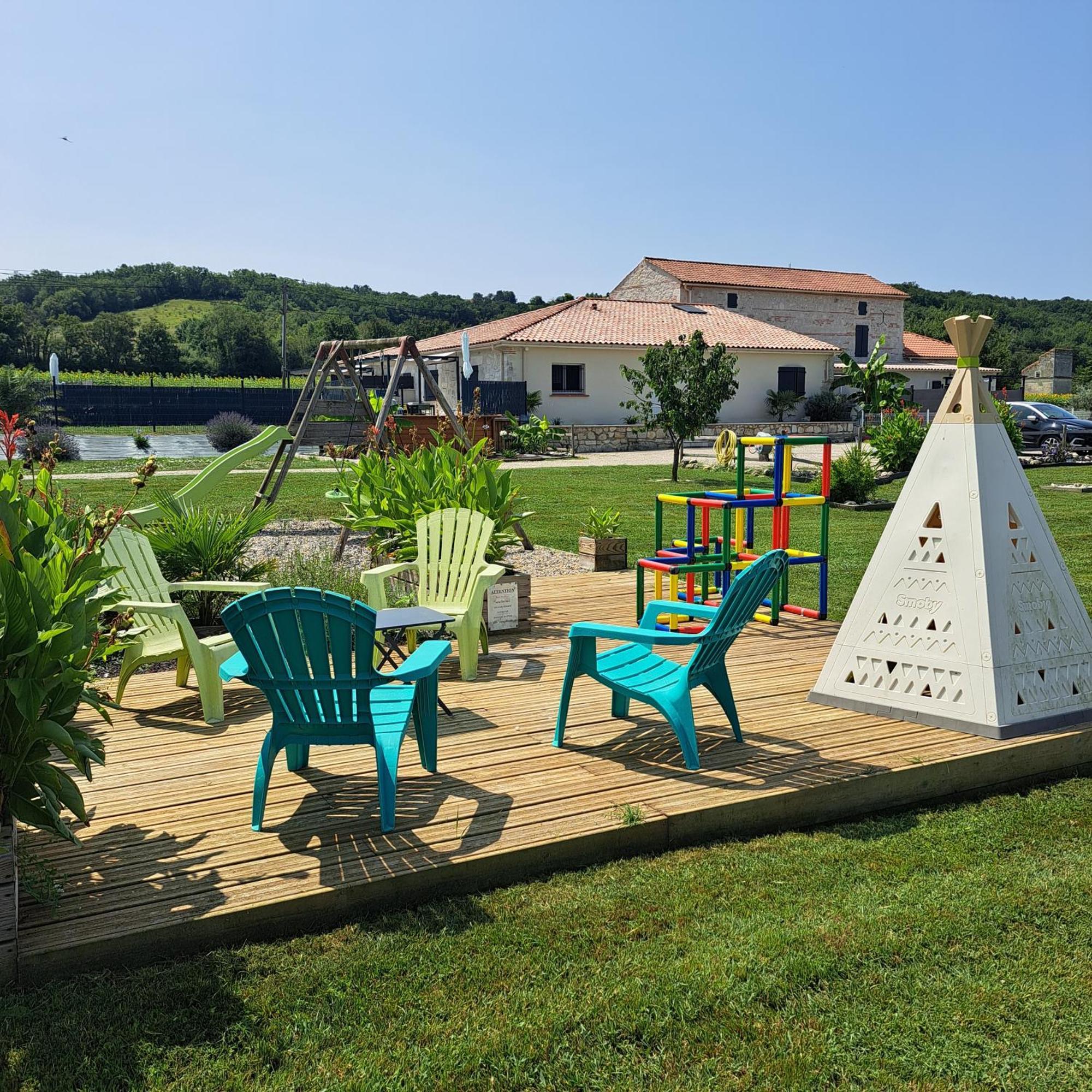 Le Domaine Vesque Villa Saint-Pierre-de-Clairac Ngoại thất bức ảnh